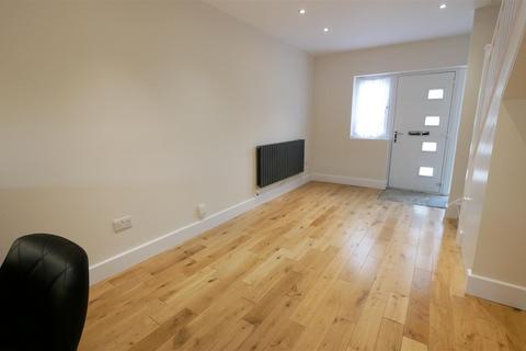 2 bedroom semi-detached house to rent, Tolmers Road, Cuffley