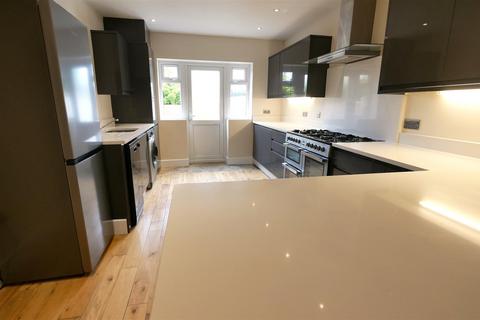 2 bedroom semi-detached house to rent, Tolmers Road, Cuffley
