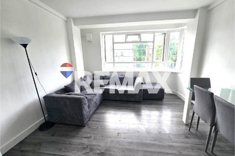 3 bedroom flat to rent, Beaumont Court Upper Clapton Road, London E5