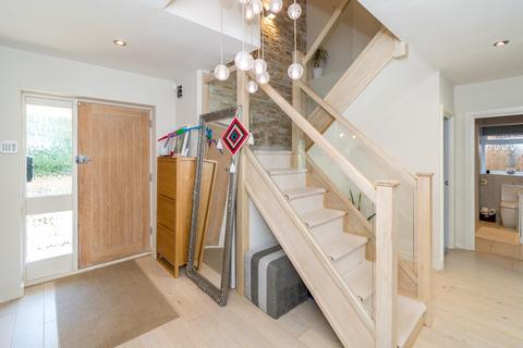 38 Crofton Close, Southampton, SO17 1XB