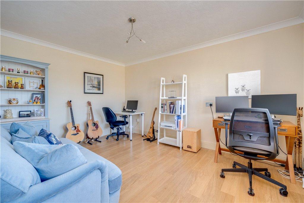 Family Room/Bedroom