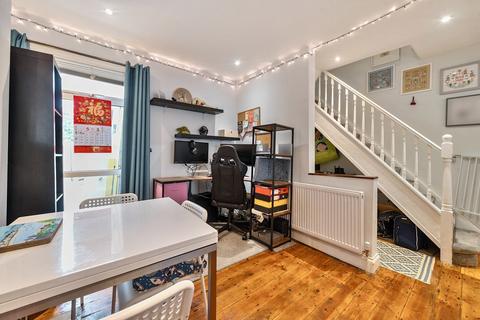170 Moffat Road, Thornton Heath, CR7 8PX