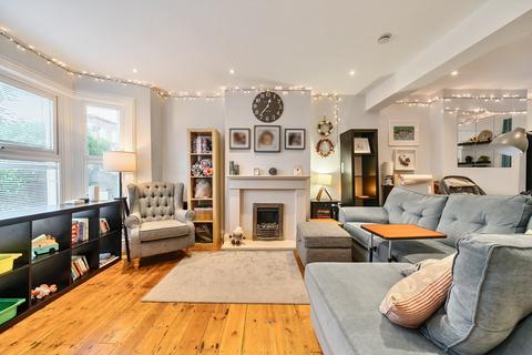 170 Moffat Road, Thornton Heath, CR7 8PX