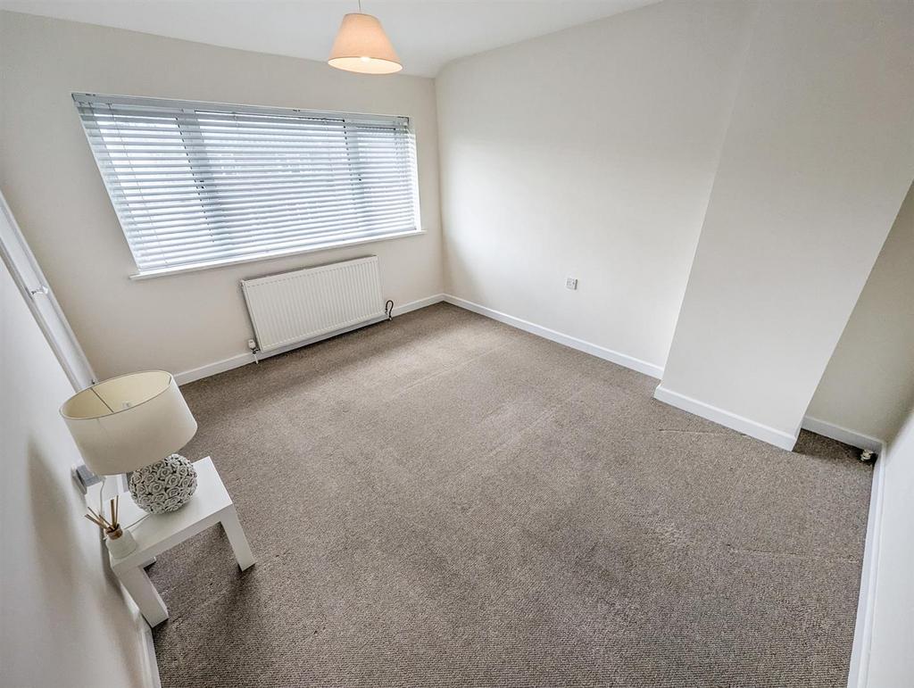 PXL 20250516 151042625.RAW-01.COVER.jpg