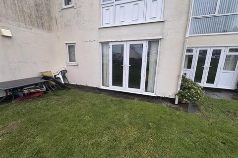1 bedroom flat for sale, Glan Gors, Harlech