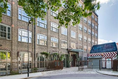 4 bedroom apartment to rent, Belmont Street, London NW1