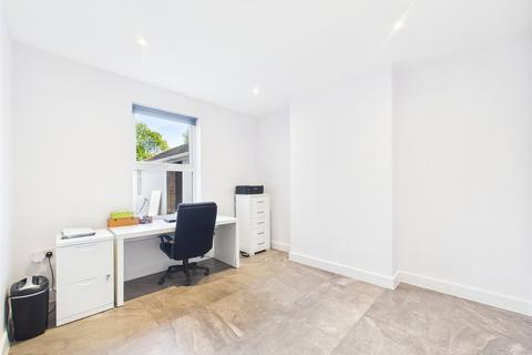 16 Brookfield Lane, Churchdown, Gloucester, GL3 2PP