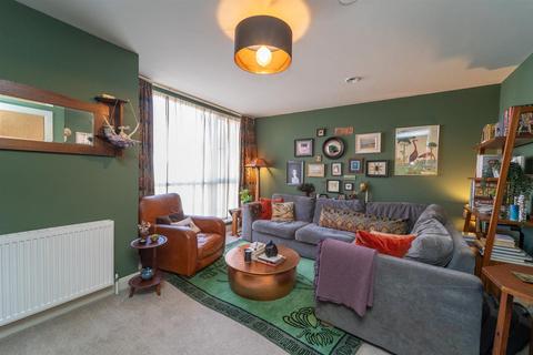 7 Fry Street, Manchester, M16 8PB