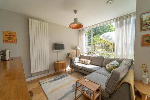 7 Fry Street, Manchester, M16 8PB