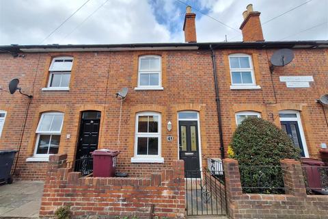 2 bedroom terraced house to rent, Swansea Road, Reading