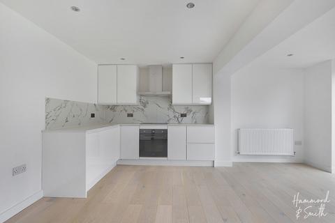 8 Cripsey Avenue, Ongar, CM5 0AT