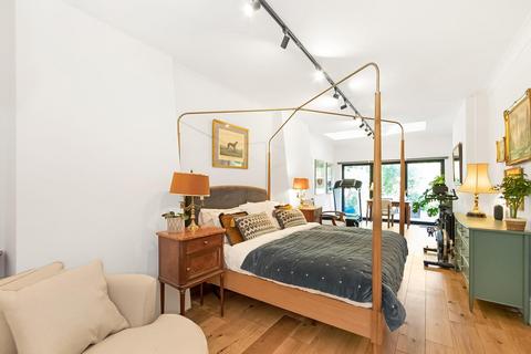 116c Crystal Palace Park Road, London, SE26 6UP