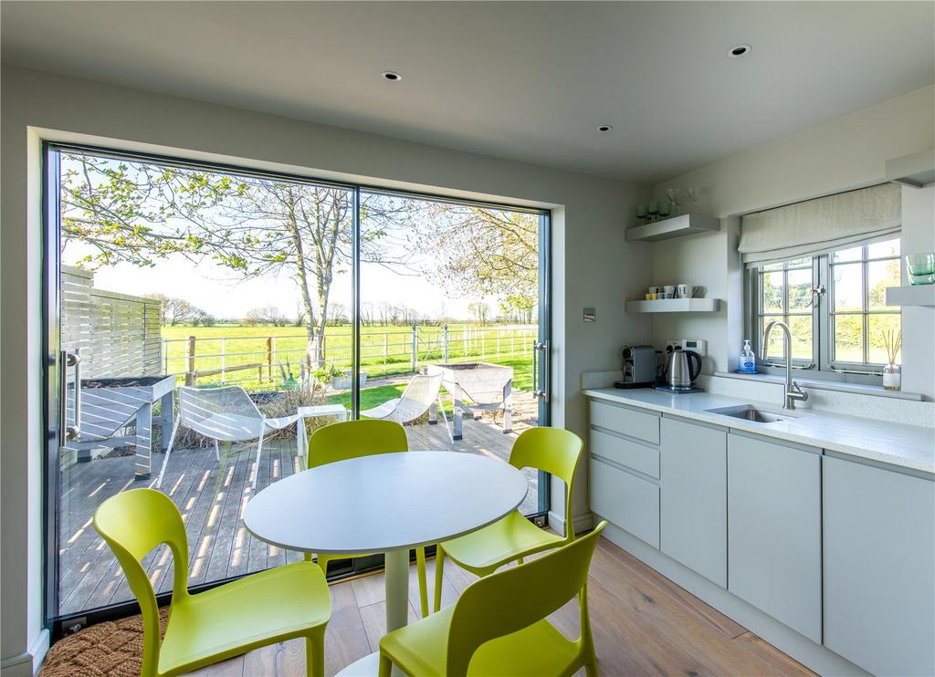 Annexe Kitchen
