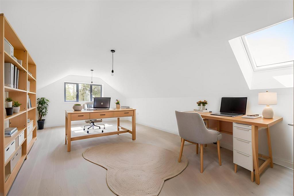 Loft room.jpg