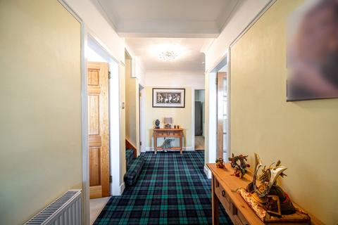 67 Beechlands Drive, Clarkston, Glasgow, G76 7UX