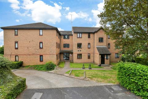 Studio for sale, Linnet Way, Purfleet, Essex