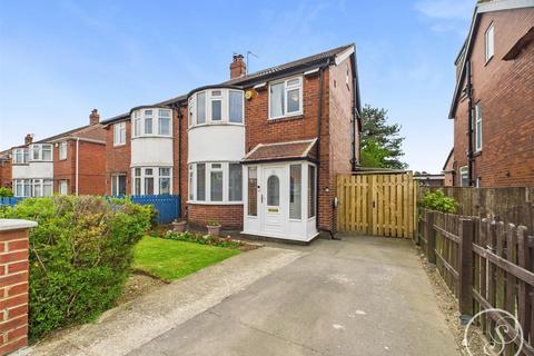 4 bedroom semi-detached house for sale, Gledhow Park Avenue, Leeds