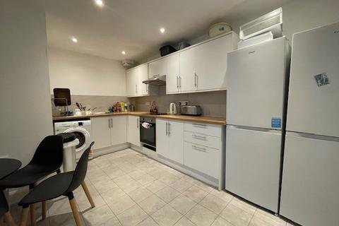 5 bedroom flat to rent, Haymarket Terrace, Edinburgh, EH12