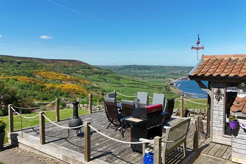 White Cottage Peakside, Ravenscar, Scarborough, YO13 0NE