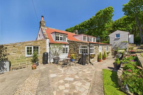 White Cottage Peakside, Ravenscar, Scarborough, YO13 0NE