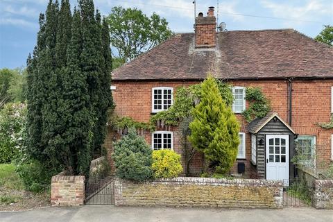 2 bedroom end of terrace house for sale, Hascombe, Godalming