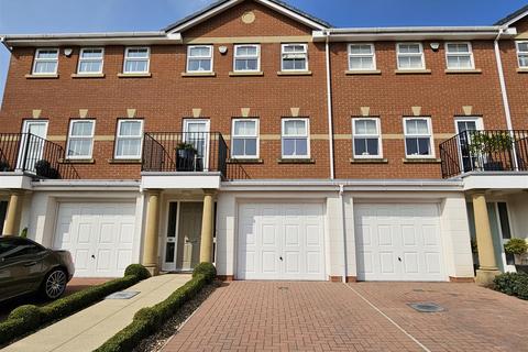 Beechwood Close, Hastings Point, Lytham