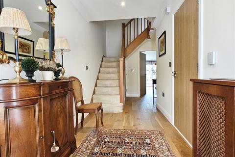 undefined, Beechwood Close, Hastings Point, Lytham