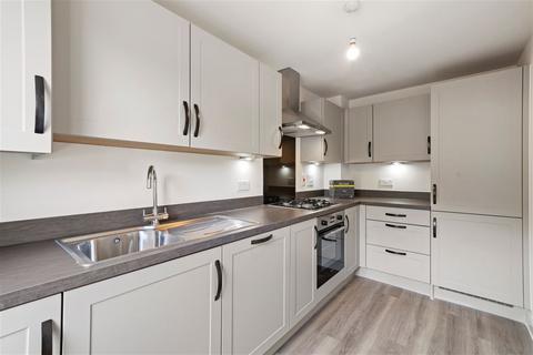 3 bedroom end of terrace house to rent, Houghton Regis LU5
