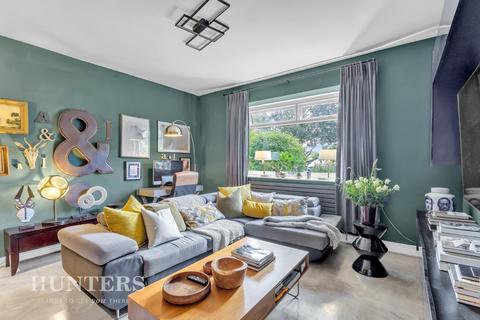 61 Green Lane, Oldham, OL8 3BA