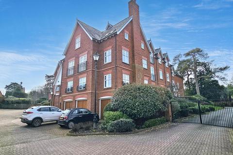2 bedroom apartment for sale, Comber Grove, Nr Stourbridge DY7
