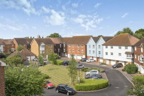 Flat 5, 16 Bridge Close, Sandwich, CT13 9QG