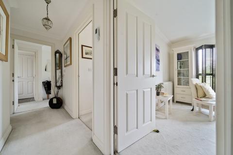 Flat 5, 16 Bridge Close, Sandwich, CT13 9QG