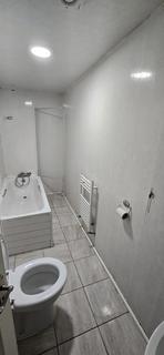 Flat share to rent, Whitton Road, Hounslow, Greater London, TW3