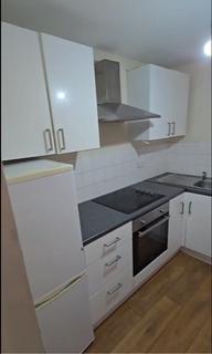 Flat share to rent, Whitton Road, Hounslow, Greater London, TW3