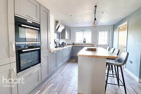 5 bedroom detached house for sale, James Drive, Calverton