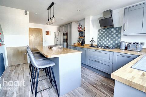 5 bedroom detached house for sale, James Drive, Calverton