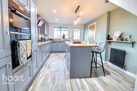 56 James Drive, Calverton, Nottingham, NG14 6RJ