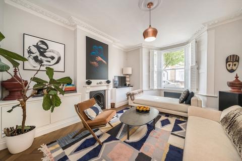 35 Foulden Road, London, N16 7UU