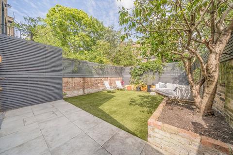 35 Foulden Road, London, N16 7UU