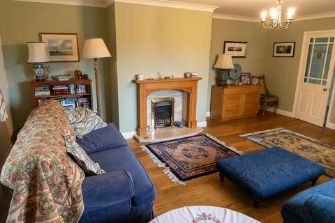 8 Calpin Close, Idle, Bradford, BD10 8PZ
