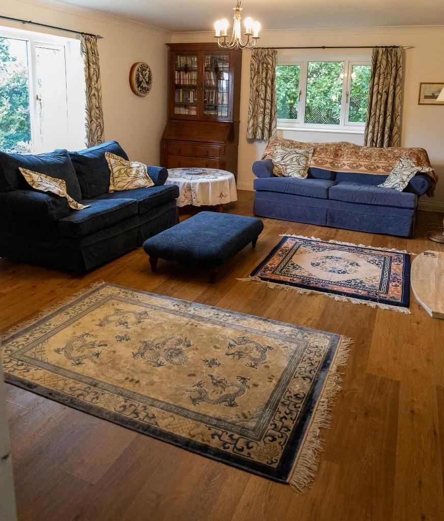 Living Room.JPG