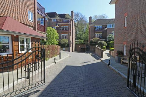 3 bedroom apartment for sale, Mill Hill NW7