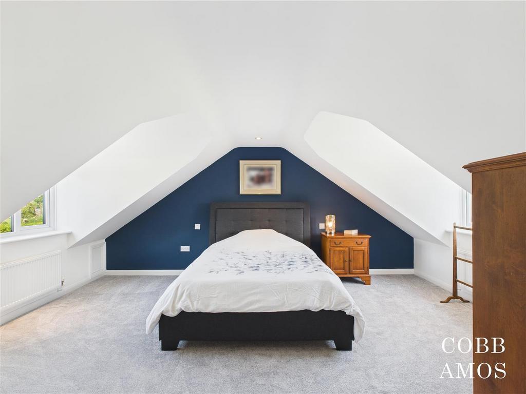 CAM02803 G0-PR0174-STILL001.jpg