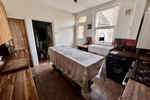 1 Brynlloi Road, Glanamman, Ammanford, SA18 1EQ