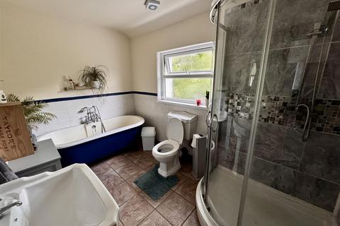 1 Brynlloi Road, Glanamman, Ammanford, SA18 1EQ