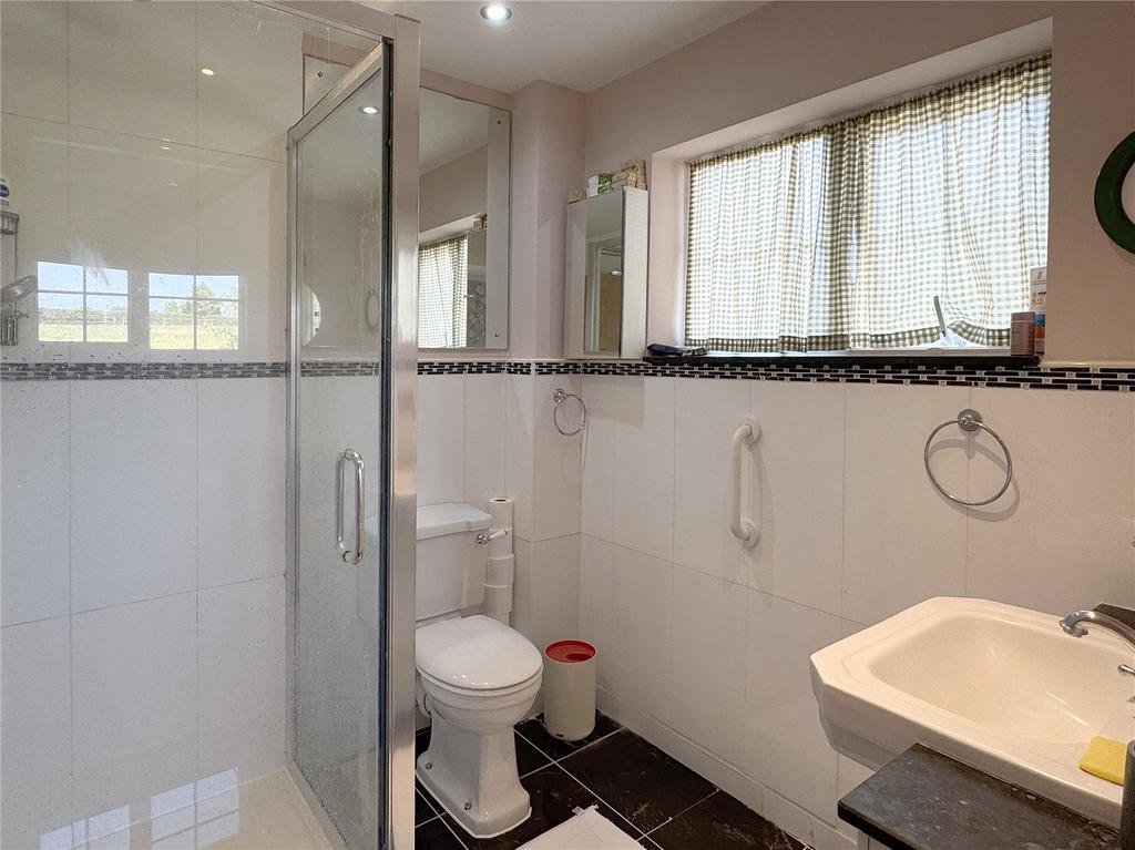 Ensuite Shower