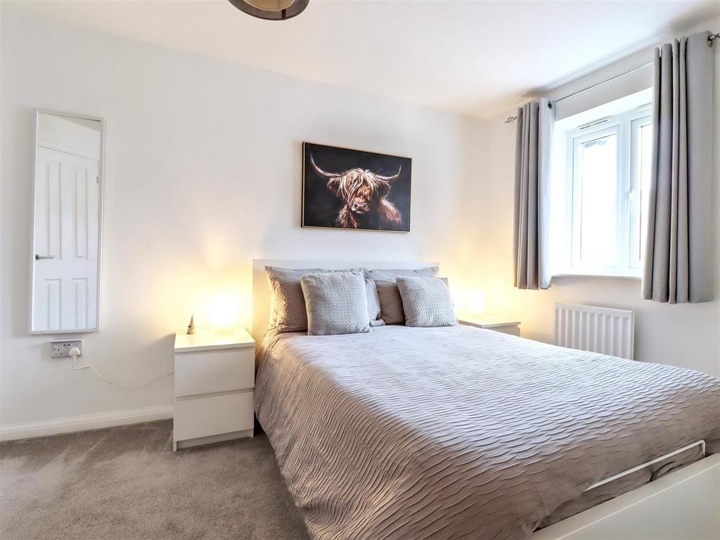 Principal bedroom