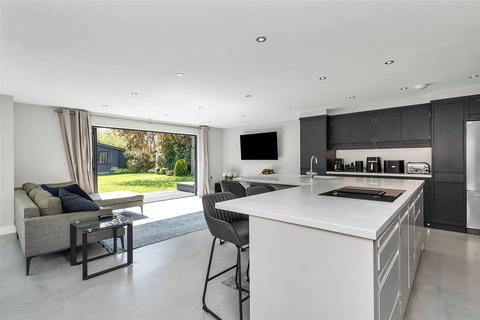5 bedroom detached house for sale, Bentley Road, Cambridge, Cambridgeshire