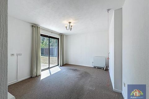 2 bedroom terraced bungalow for sale, The Woodlands, Southport PR8