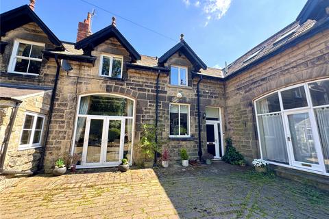 3 bed semi-detached house for rent in Rossett Holt Close, Harrogate, North Yorkshire, HG2